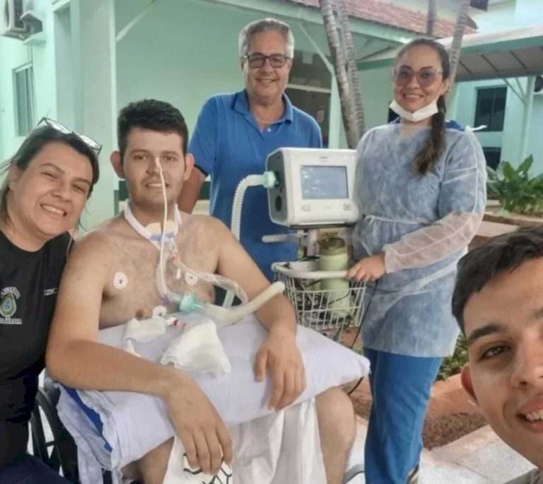 Tetraplégico de MS volta a se mexer após receber proteína