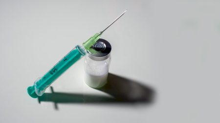 O mito da andropausa e a banalização do uso de testosterona