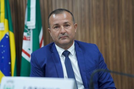 Vereador Lorinho cobra providências contra quedas de energia em Batayporã