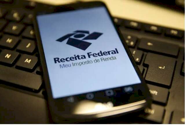Empresas têm até hoje para entregar informes de Imposto de Renda 2026