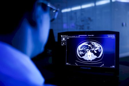 Com uso de IA em cirurgias, falhas e procedimentos malsucedidos se tornam mais frequentes