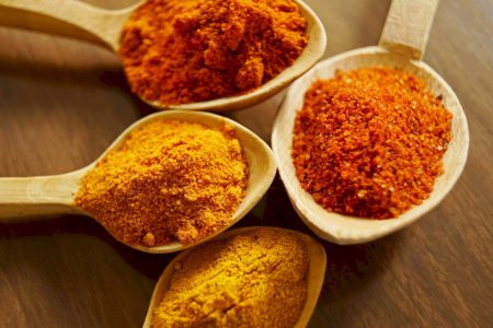 Suplementos de cúrcuma podem causar inflamação no fígado; entenda alerta da Anvisa