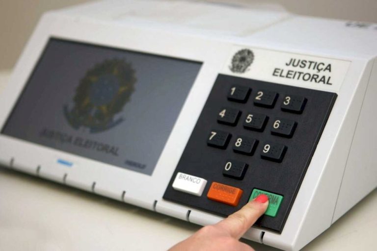 Eleições 2026: TSE vota regras para propaganda na internet e outros temas