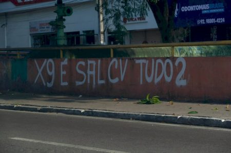 Auxílio-reclusão, aumento de pena e bloqueio de bens: saiba o que muda com o PL Antifacção