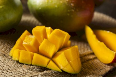 A fruta rica em açúcar que pode ser uma aliada contra o diabetes e a gordura corporal