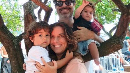 Mãe descobre condição rara de bebê após perda de peso: ‘Já não queria mamar’