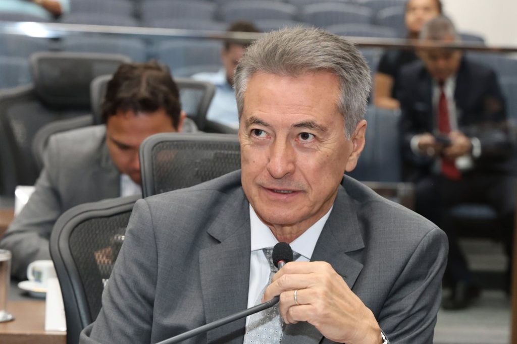 Hashioka celebra edital do Dnit para projeto da BR-376 e destaca avanço para integração com o Paraná