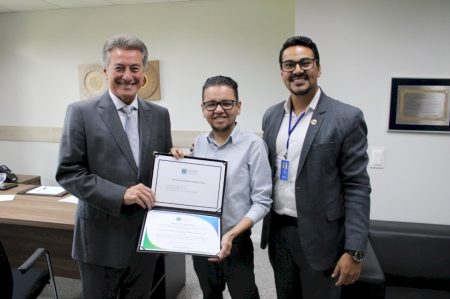 Hashioka homenageia Associação DeMolay Alumni por campanha que salva vidas em MS