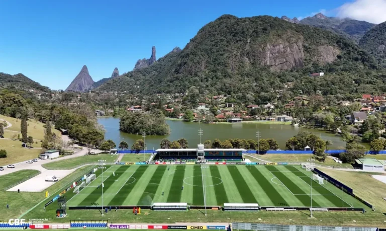 Seleção inicia reta final de preparação para a Copa na próxima quarta.