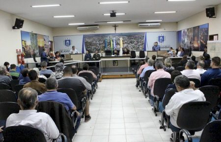 Servidora pede afastamento após se recusar a ‘burlar’ reunião do Conselho de Ética em Câmara do interior