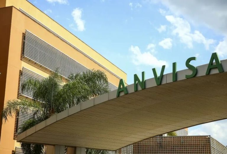 Anvisa suspende lote de medicamentos para hipertensão e câncer de mama