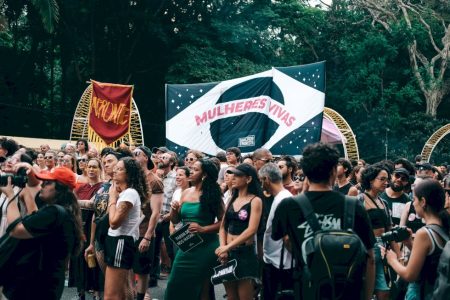 A ofensiva digital para emplacar projeto que equipara misoginia ao racismo