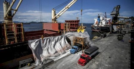 Renegociação de dívidas acentua o atraso nas compras de insumos