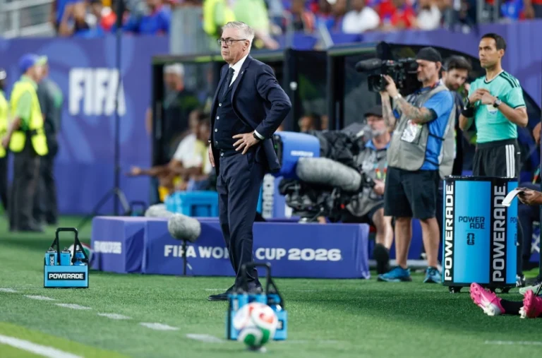 Ancelotti vê evolução do Brasil após vitória sobre o Haiti na Copa.