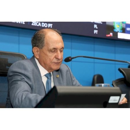 Ivinhema: Zé Teixeira tenta assegurar transporte de pacientes e reparos na BR-376