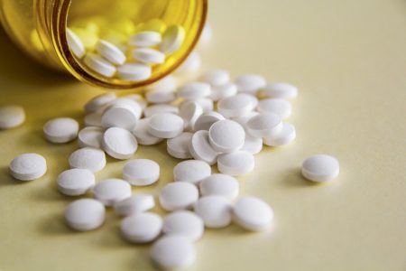 Nova pílula emagrecedora reduz 14% do peso e diminui 12 cm de cintura em mulheres na menopausa