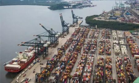 Tarifaço de 25% dos EUA entra em vigor; governo ainda estuda resposta