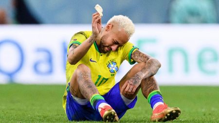Brasil perde pênalti e é eliminado com dois gols de Haaland