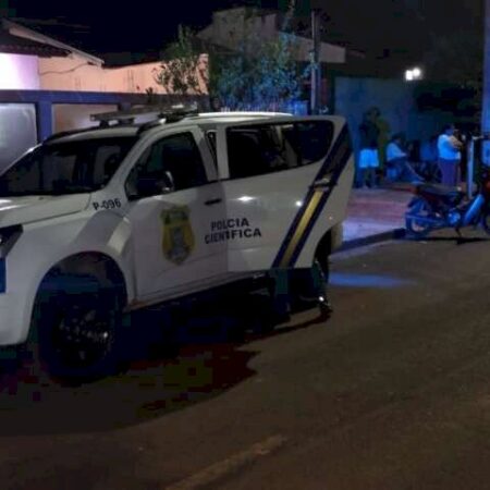 Atirador invade casa e executa morador com seis disparos