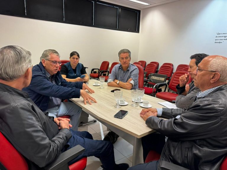 Deputado Hashioka reforça apoio para ampliar atendimento do Hospital de Amor