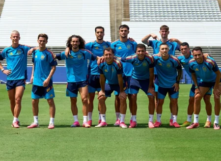Espanha e Portugal, EUA e Bélgica jogam hoje pelas oitavas da Copa.