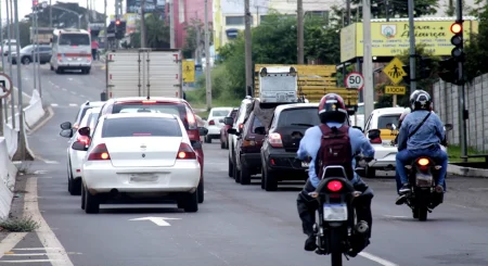 Detran-MS prorroga licenciamento de placas finais 1, 2 e 3 até 17 de julho.