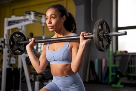 Quanto tempo de treino de força é necessário para prevenir infarto? Estudo aponta duração ideal