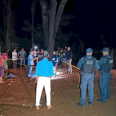 Homem é condenado a 36 anos por matar companheira com foice na frente dos filhos