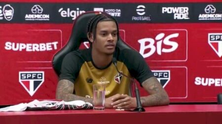 Do canteiro de obras ao São Paulo: Newton detalha superação e realiza sonho de tia torcedora