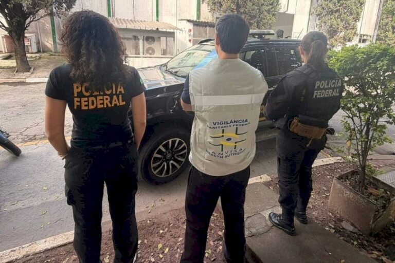 Anvisa reduz vistorias em farmácias que manipulam canetas emagrecedoras após prometer rigor