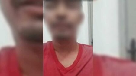 Adolescente é espancada pelo marido com filho de 1 ano no colo em MS