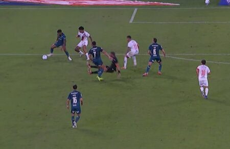 Viralizou: Hulk esmaga até Claus, expulsões do Vitória e… Palmeiras virou a Argentina?