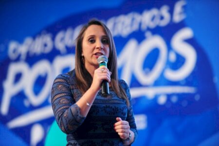 Alvo de ofensiva de pré-candidatos, Podemos deve ficar neutro na corrida presidencial