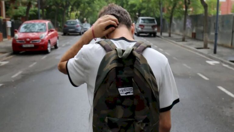 Bullying e cyberbullying no Brasil: registros crescem 67% em 2025