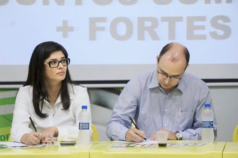 Rose Modesto alerta para crescimento de jovens desconectados da escola e mercado de trabalho