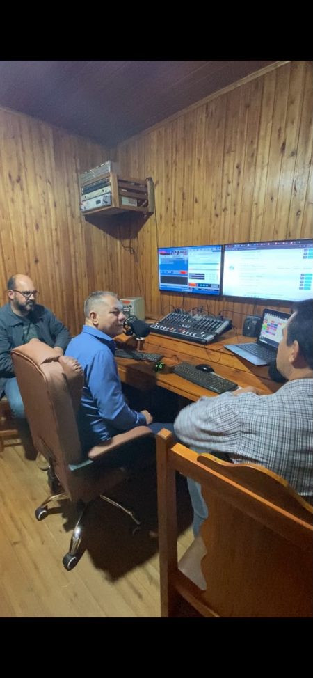 Diretor da Rádio Clube entrevista secretário de Meio Ambiente sobre grande mutirão de cidadania em Nova Casa Verde