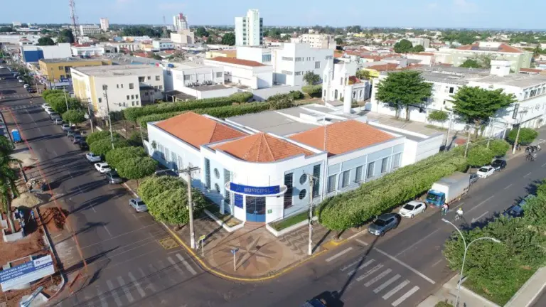 Três Lagoas contrata profissionais para educação e saúde