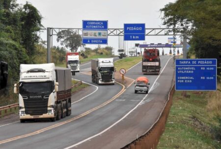 Motoristas vão pagar de R$ 107 a R$ 856 para percorrer a BR-163 após tarifaço