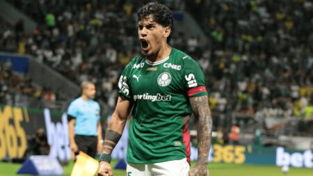 Gustavo Gómez sofre lesão e vira desfalque no Palmeiras
