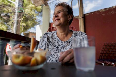 Não tem como fugir da dieta e da atividade física para reduzir o colesterol, dizem especialistas