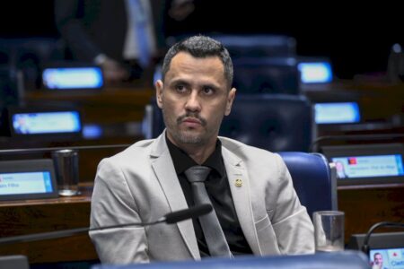 Em nova reviravolta, Cleitinho anuncia que será candidato ao governo de Minas
