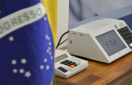 ELEIÇÕES 2026: irregularidades na propaganda eleitoral somam mais de mil denúncias