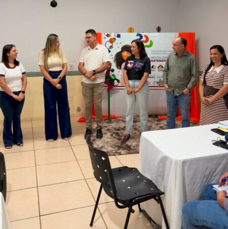 Profissionais da educação de Taquarussu participam de formação sobre Mentalidade Matemática