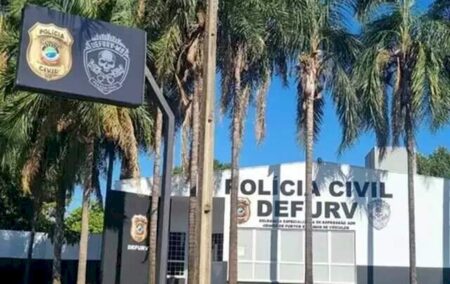 Duas mulheres são rendidas, levam coronhadas e têm Jeep roubado em MS