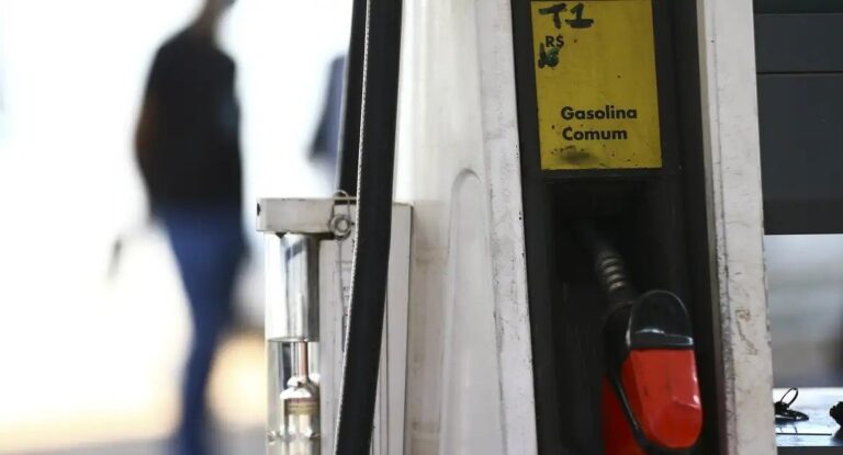 Fiscalização é reforçada para conter alta dos combustíveis