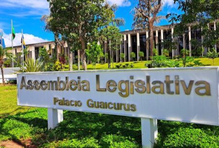 Deputados votam hoje projetos que ampliam ações de saúde e segurança