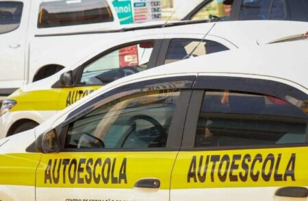 Supremo mantém regra que permite carro particular em prova da CNH