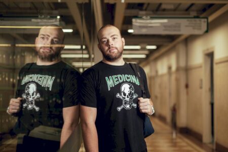 2/3 dos estudantes de medicina têm sintomas depressivos moderados ou graves, aponta estudo