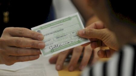 Eleições 2026: Como consultar meu título de eleitor?