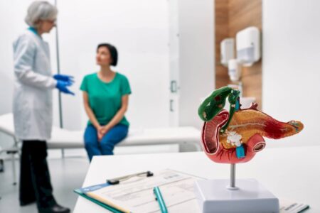 Exame de sangue detecta câncer de pâncreas inicial em 87% dos casos